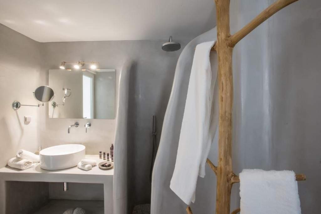 Jonaz Rooms & Suites Ornos (Mykonos) Exterior photo