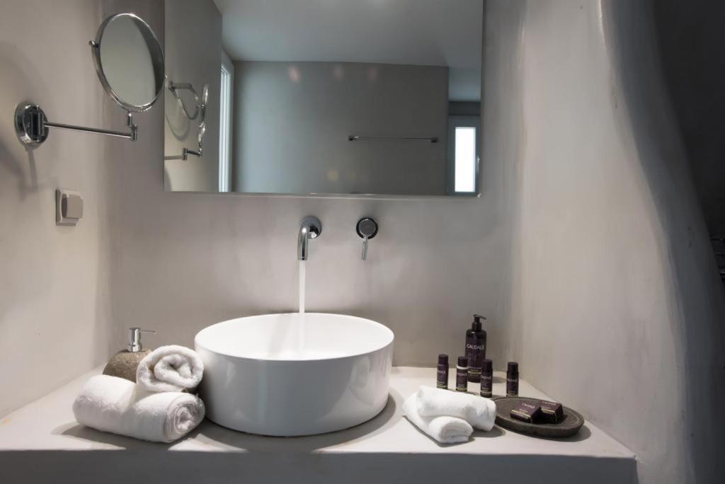 Jonaz Rooms & Suites Ornos (Mykonos) Exterior photo